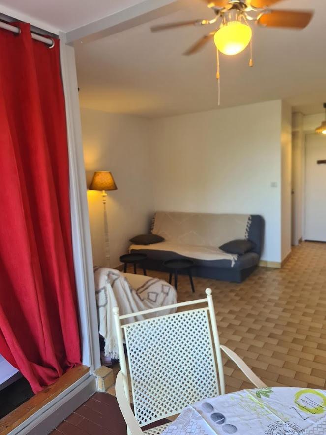 Tres Beau Studio Cabine آجد المظهر الخارجي الصورة